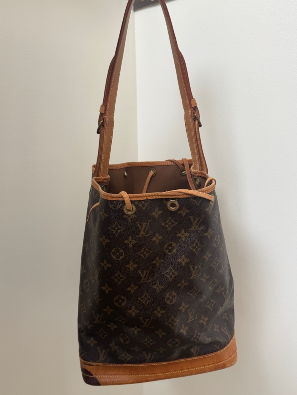 Louis Vuitton Monogram Noé Bucket Bag - Brown with Tan Trim